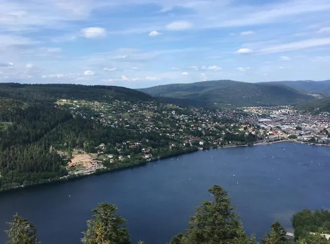 De La Cercenee Апартаменты